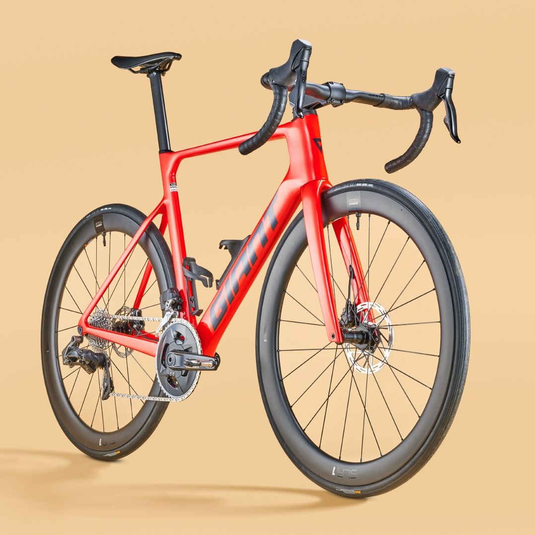 Giant Propel Advanced Pro 1 bike review - fast, fun and a fraction