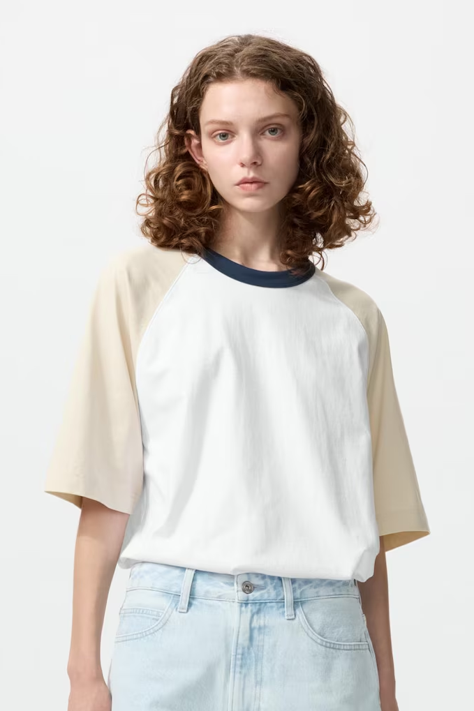 Uniqlo, Oversized Raglan T-Shirt