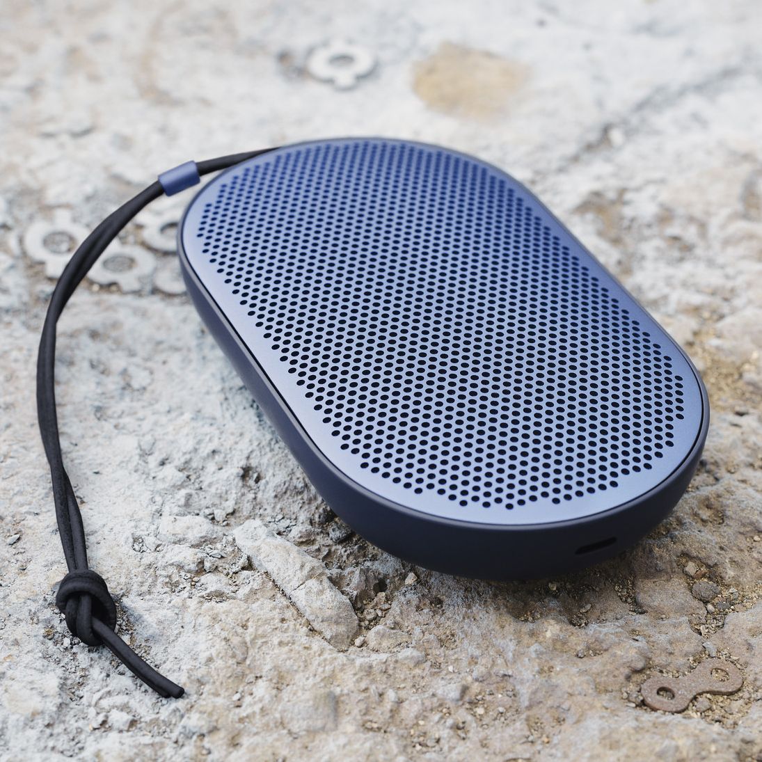 b&o beoplay p2 / 純正オプションレザーケース Bluetooth b&o beoplay p2 / 純正オプションレザーケース Bluetooth 【公式通販】