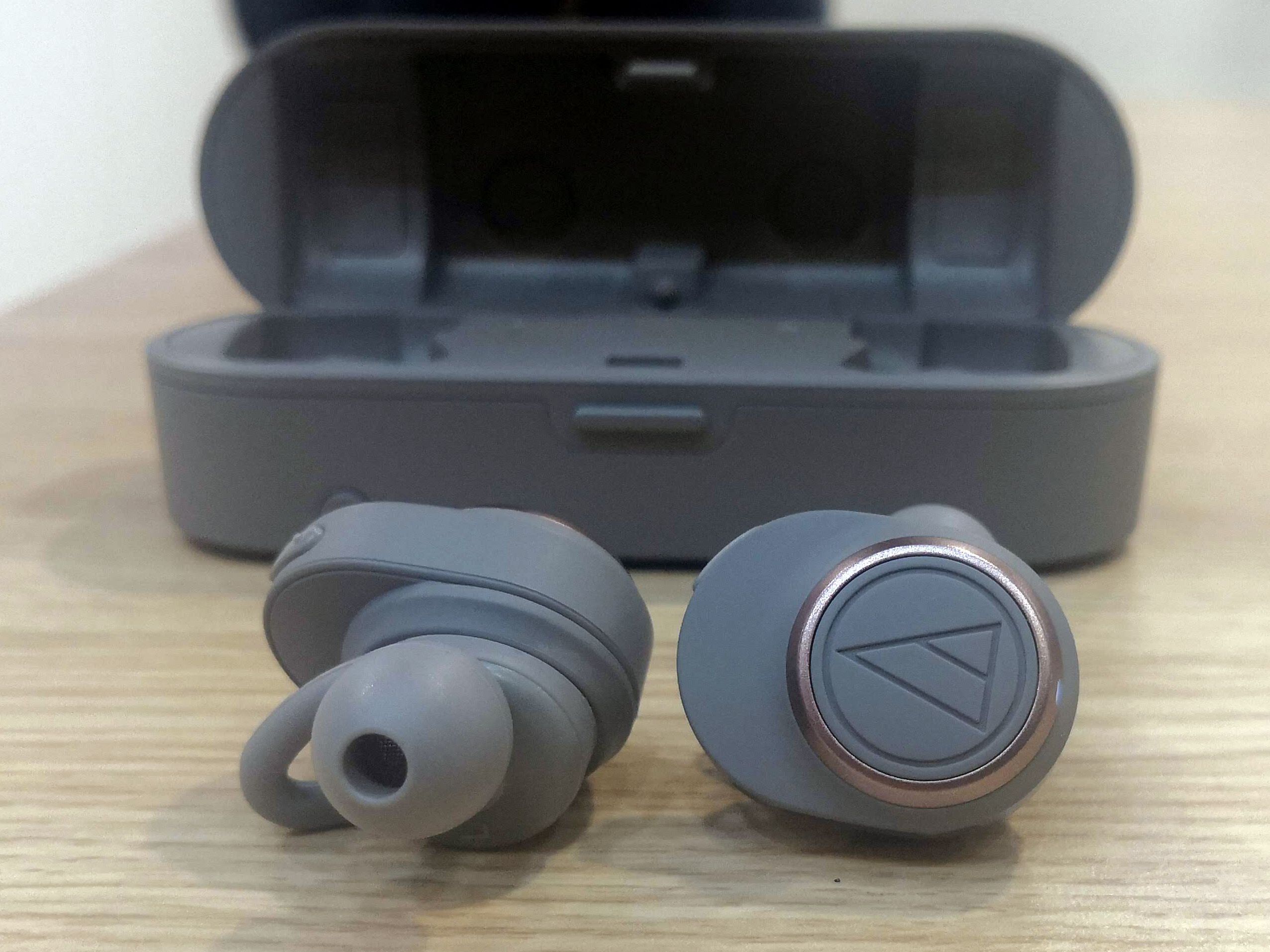 audio−technica ATH-CKR7TW BK Amazon.com: Audio-Technica ATH-CKR7TW True Wireless In-Ear