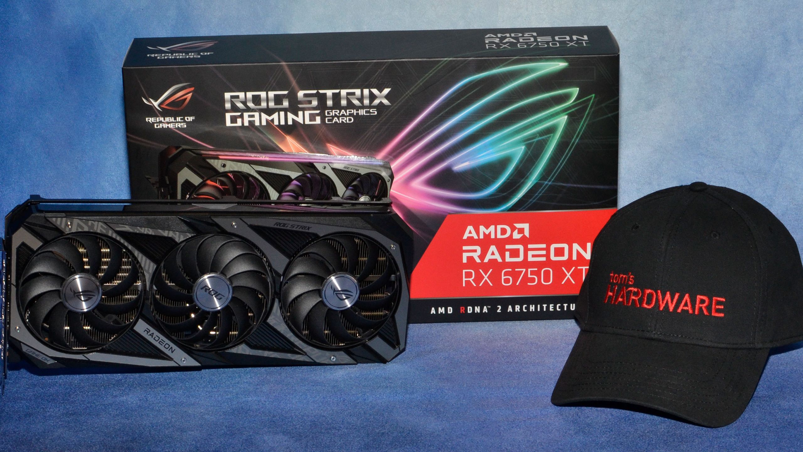 ROG RX6750XT グラボ　Radeon Amazon.com: ASUS ROG Strix AMD Radeon RX 6750 XT OC Edition