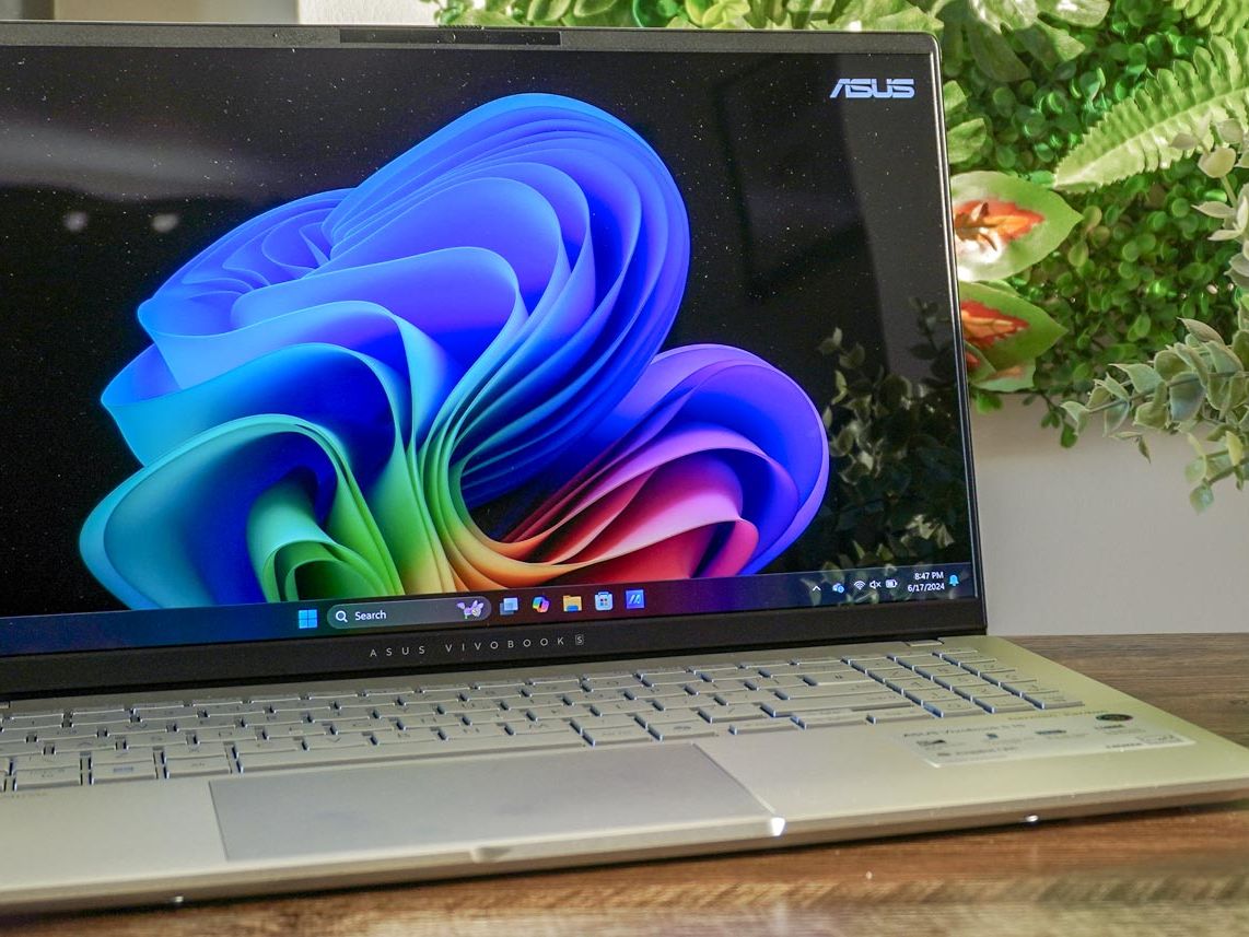 Asus Vivobook S15 review: Snapdragon X Elite toasts the M3
