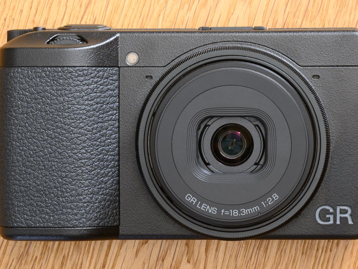 【値下げ】RICOH GR III Ricoh Quietly Launches the GR IIIx with New 40mm Equivalent