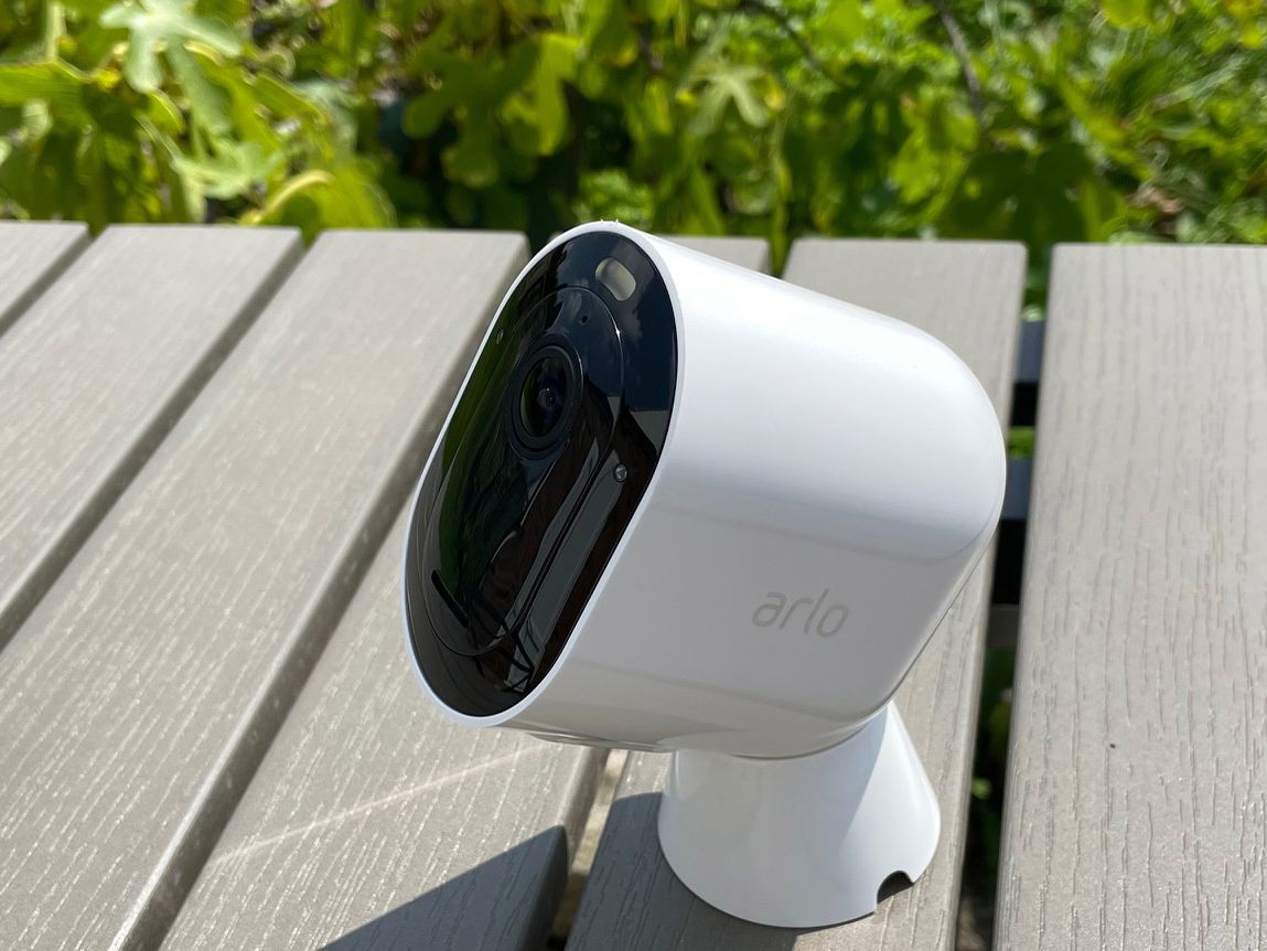 アーロ/Arlo Pro 4 Amazon.com : Arlo Pro 4 Spotlight Camera 4 Pack - Wireless