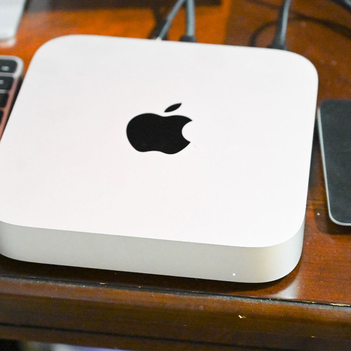 Apple Mac mini M2 512GB SSD 8GBメモリ 2023年 Amazon.com: Apple 2023 Mac Mini Desktop Computer with Apple