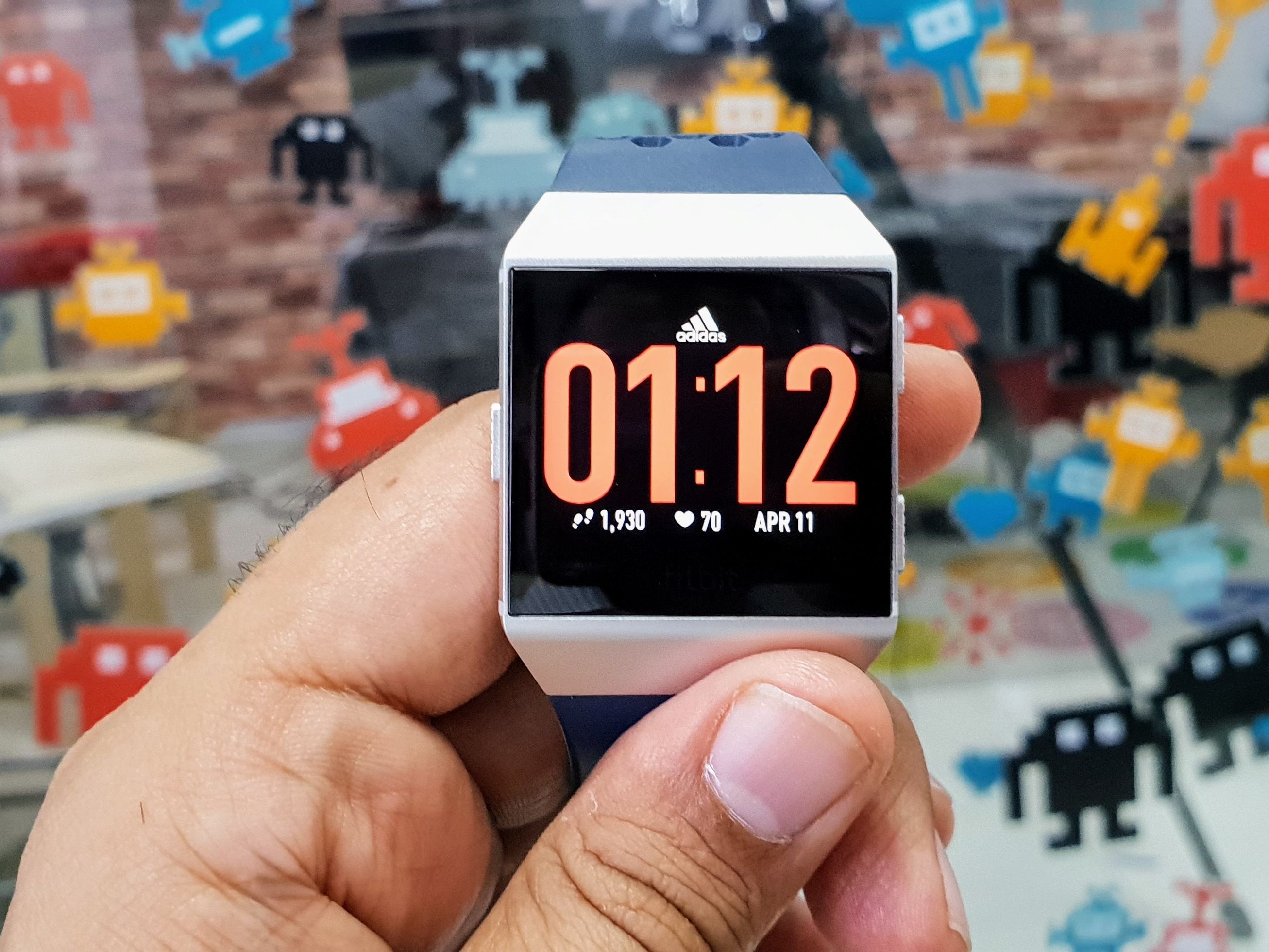 (専用)fitbit ionic adidas edition アディダスコラボ Fitbit Ionic - Adidas Edition — AXTRO Gifts