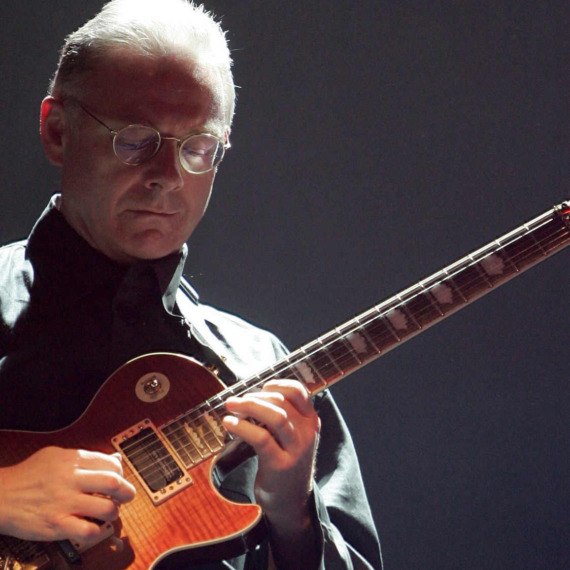 Robert Fripp Music for Quiet Moments 大全 sddefault.jpg?v=5ec10e5b
