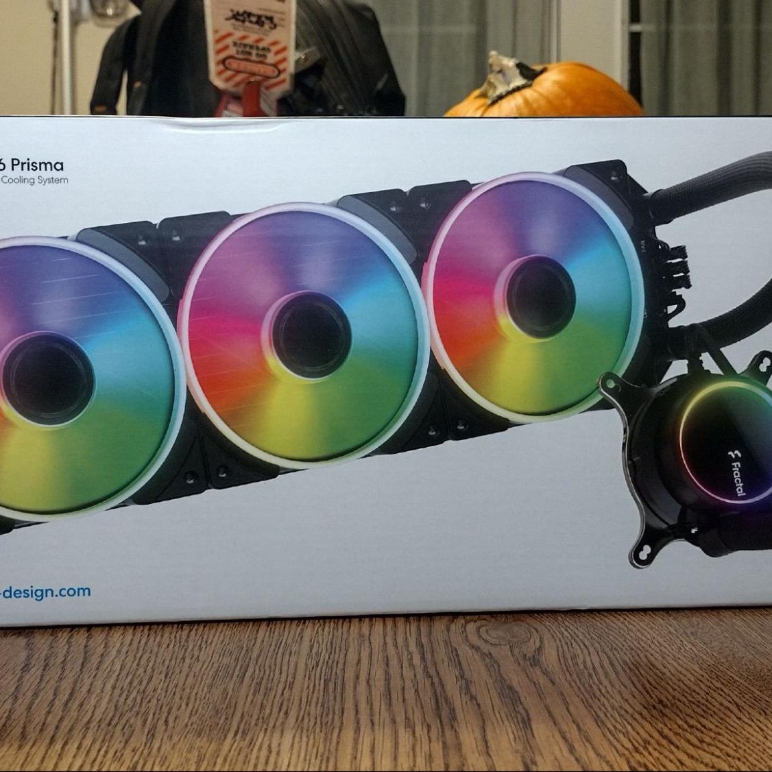 PC用ファン・クーラー Fractal Design Celcius + S36 Prisma wboGV3kDHoUJnJJY8xjRi9.jpg