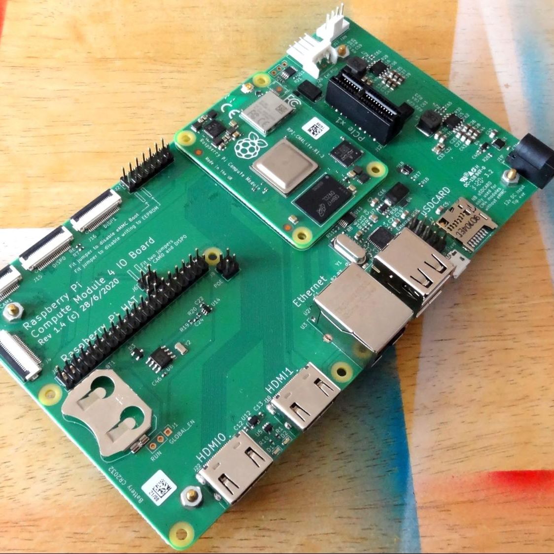 Raspberry Pi 4 4GB (2xセット) Amazon.com: CanaKit Raspberry Pi 4 4GB Starter MAX Kit - 64GB