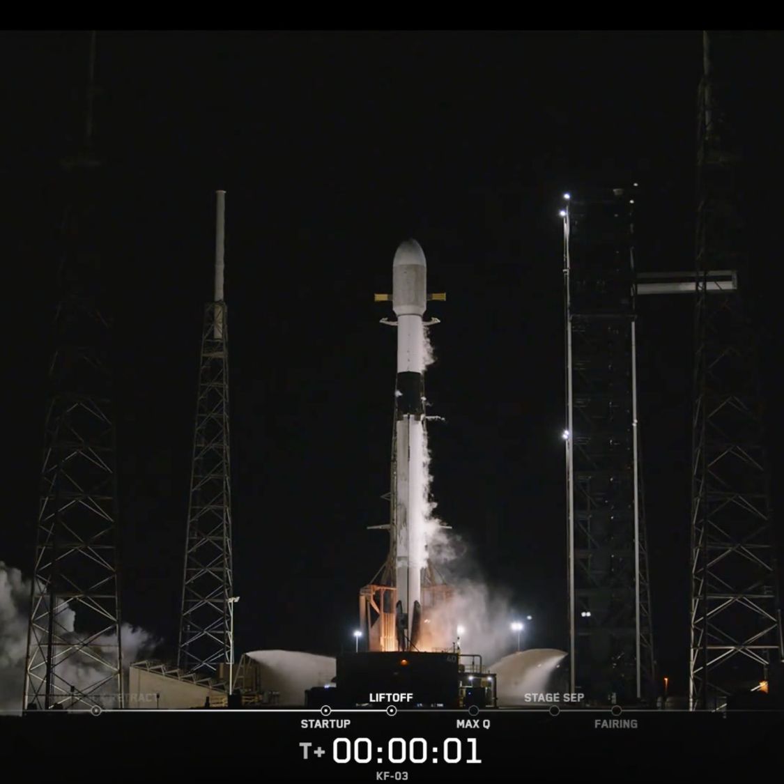 SpaceX launches 24 of Amazon's Project Kuiper internet satellites