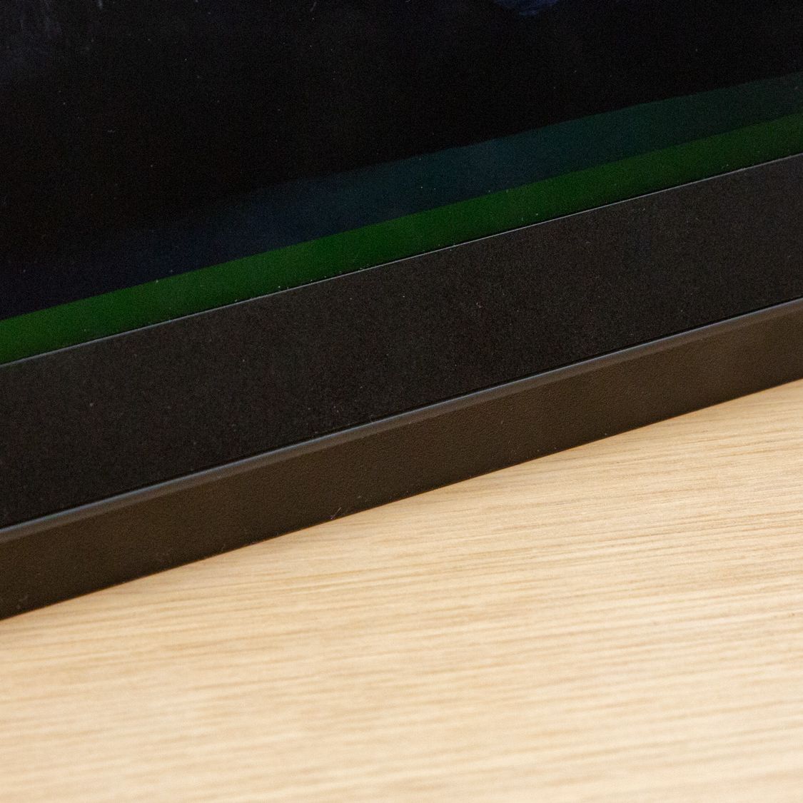 Lenovo ThinkVision M14 Portable Monitor | Tom's Hardware Lenovo ThinkVision M14 Portable Monitor | Tom's Hardware