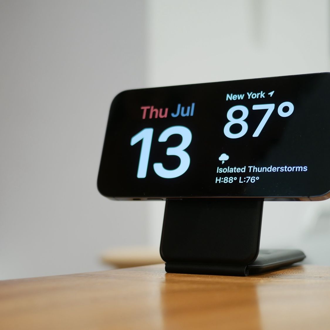 Apple's rumored smart home display could get this retro iMac