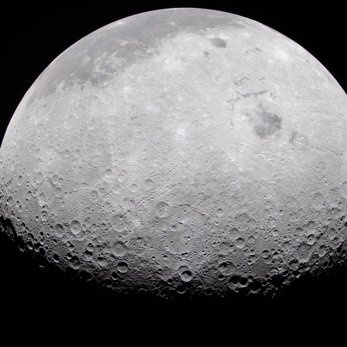Moon　 A SpaceX rocket will slam into the moon this August. Will we be