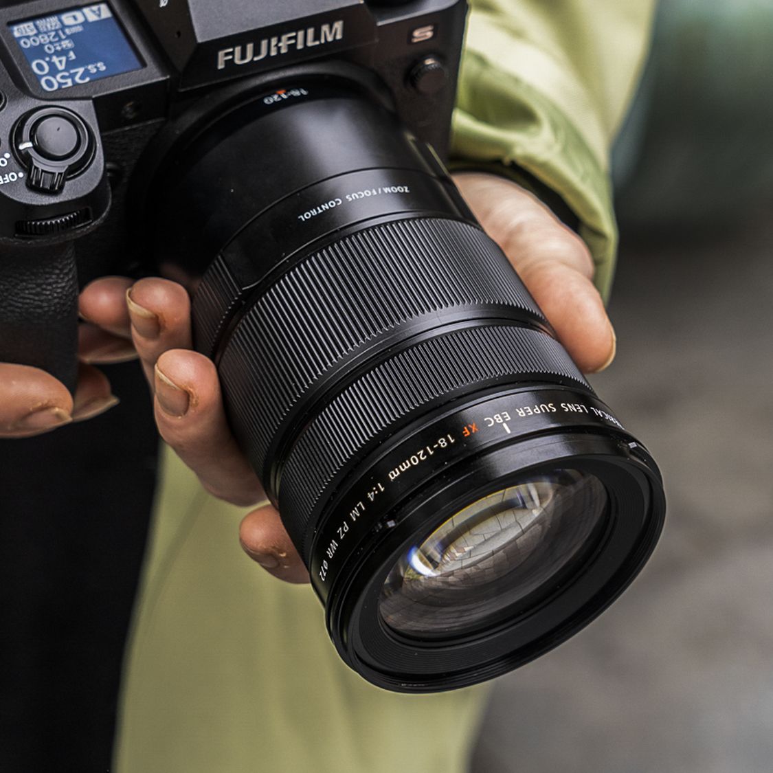 富士フイルム XF18-120mmF4 LM PZ WR Amazon.com : Fujifilm Fujinon XF18-120mmF4 LM PZ WR Lens