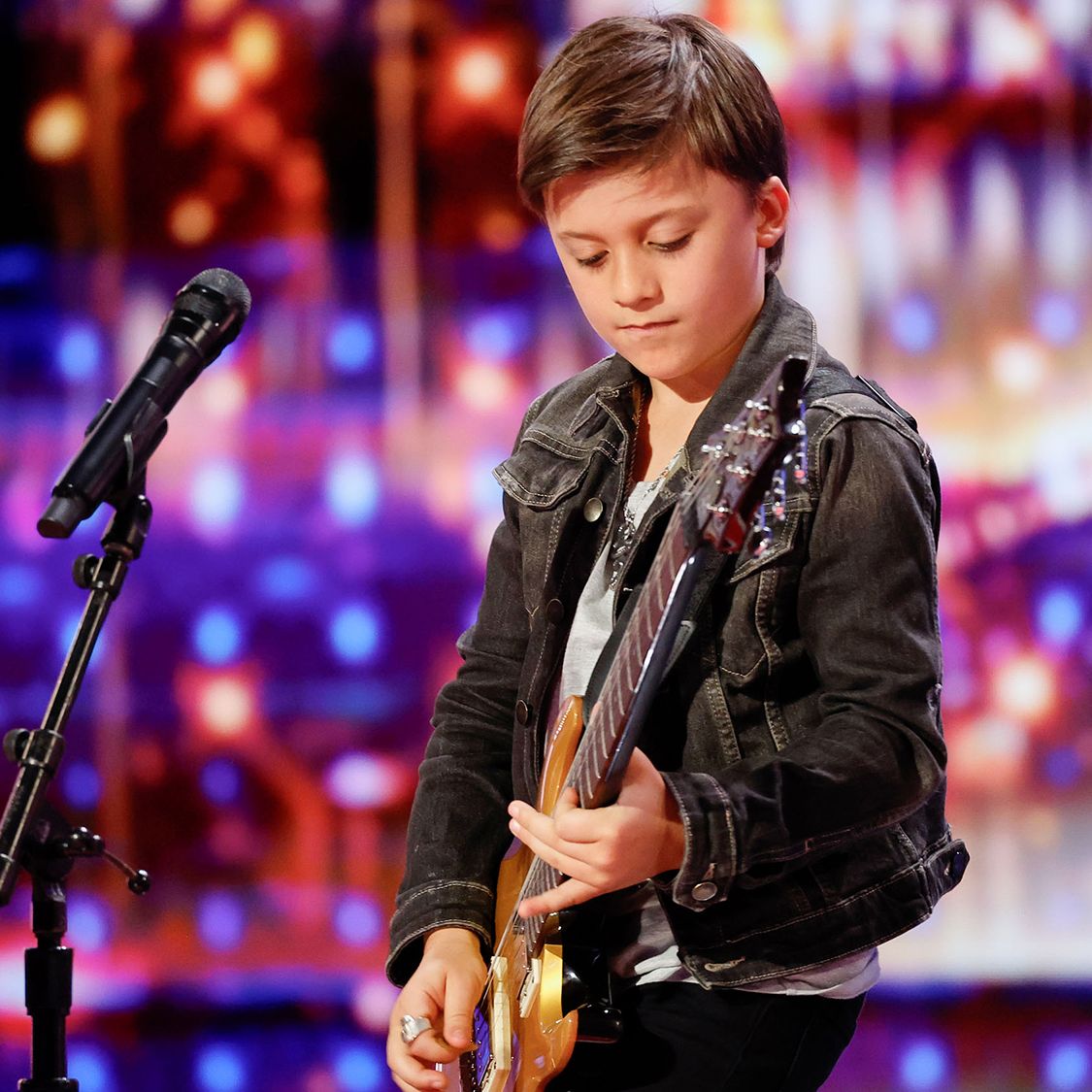 10-year-old Bay Melnick Virgolino shreds Lenny Kravitz | GuitarPlayer