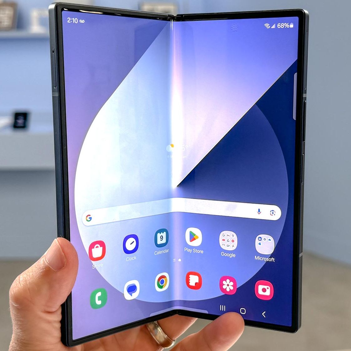 Unveiling the Stunning Future: Samsung Galaxy Z Fold 7 Leaked Dimensions & Massive Z Flip 7 Upgrades 8 galaxy z flip 7 slim design