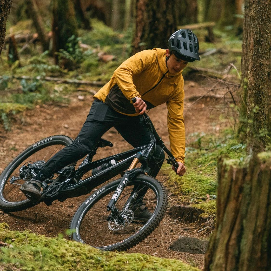 7Mesh develop a new fabric for its Fall 22 range | Bike Perfect