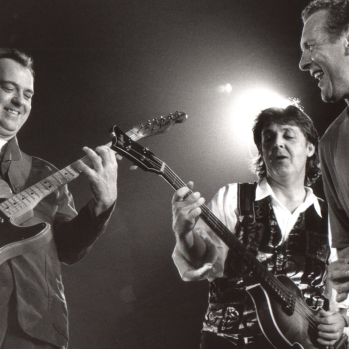 When Paul McCartney gave Robbie McIntosh a guitar lesson | Guitar