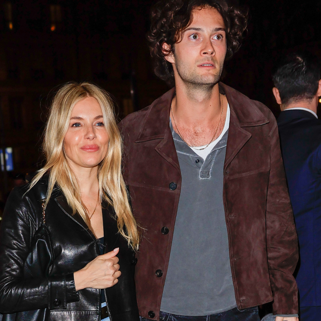 Sienna Miller bilan jinsiy aloqa