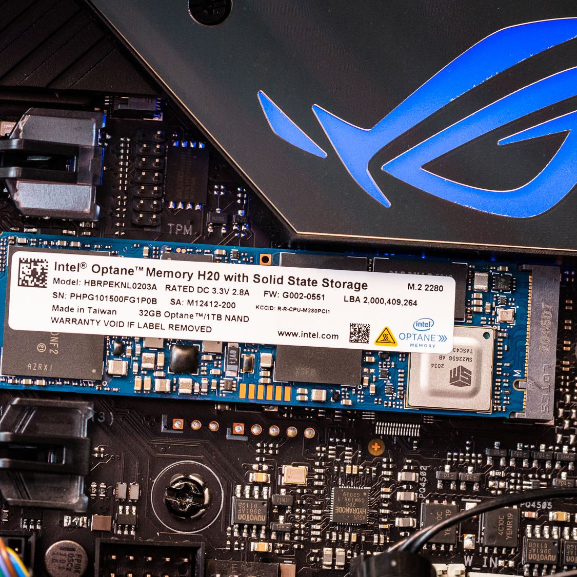 Intel Optane Memory H20 M.2 NVMe SSD Review: Running Optane and
