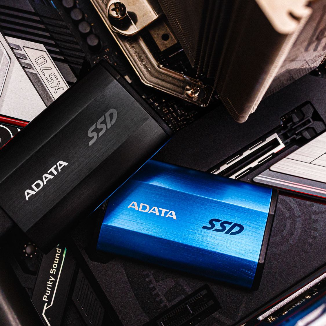 Adata SE800 Portable SSD Review: Compact and Waterproof Flash