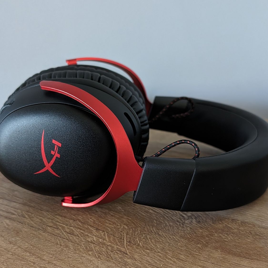 Amazon.com: HyperX Cloud III Wireless Gaming Headsets with