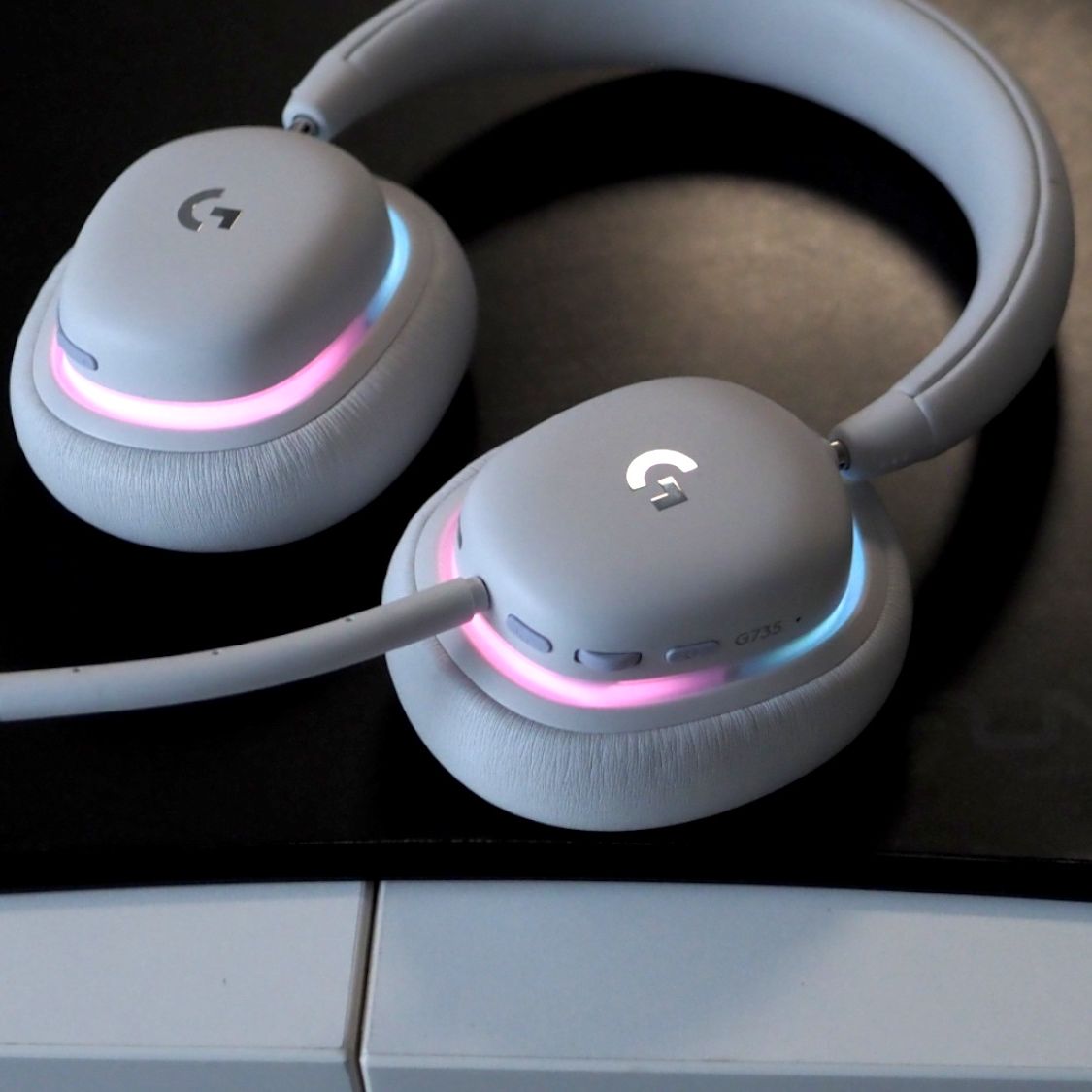 Logitech G735 review: 