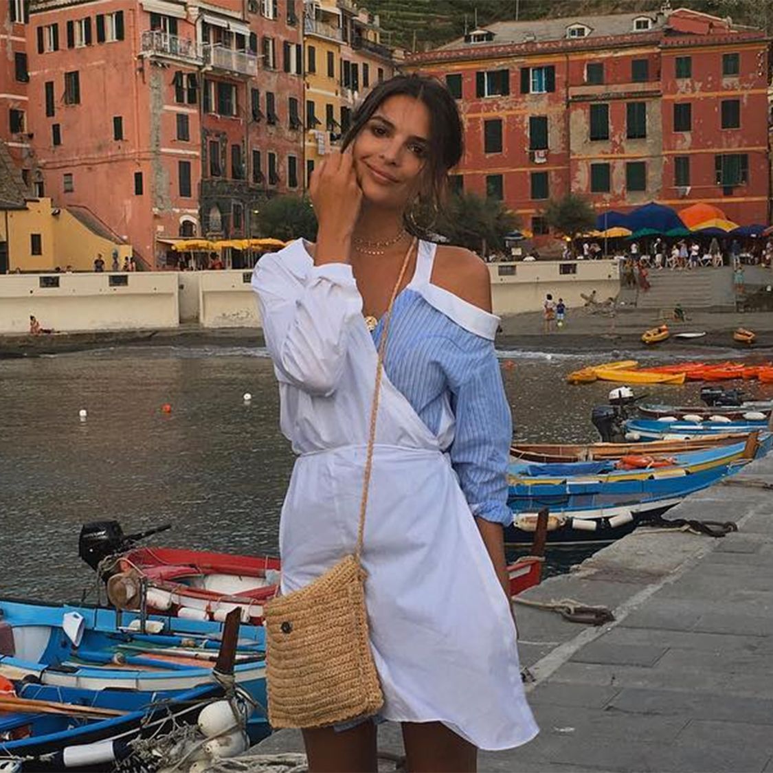 emily ratajkowski red zara dress Emily Ratajkowski Recycles Her Red Zara Dress