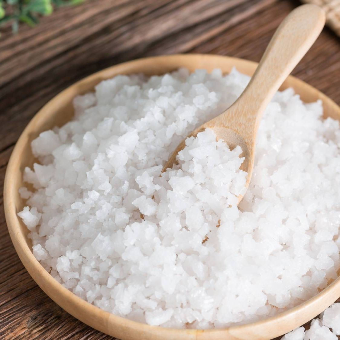 Epsom Salt for Plants? What it Can and Can't Do for Gardens | Gardening  Know How