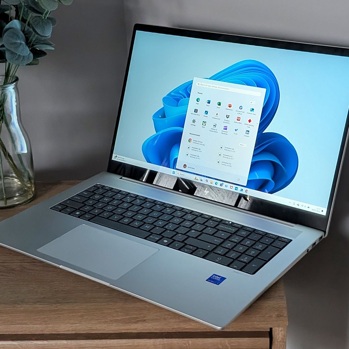 Envy 17 17 Inch Laptop With I7 Processor HP Envy 17 Multimedia