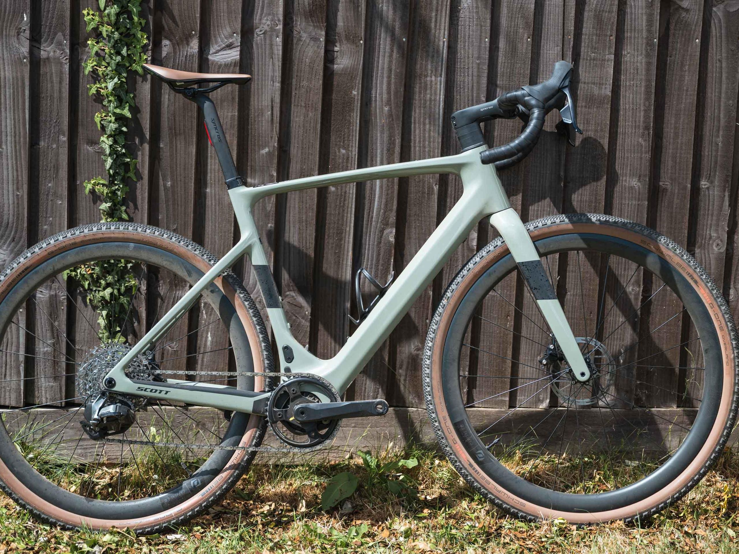 gefederte sattelstütze für rennrad RFR Gefederte Sattelstütze black 31,6 x 400 mm 60-90 kg – Biketech24 main image 1