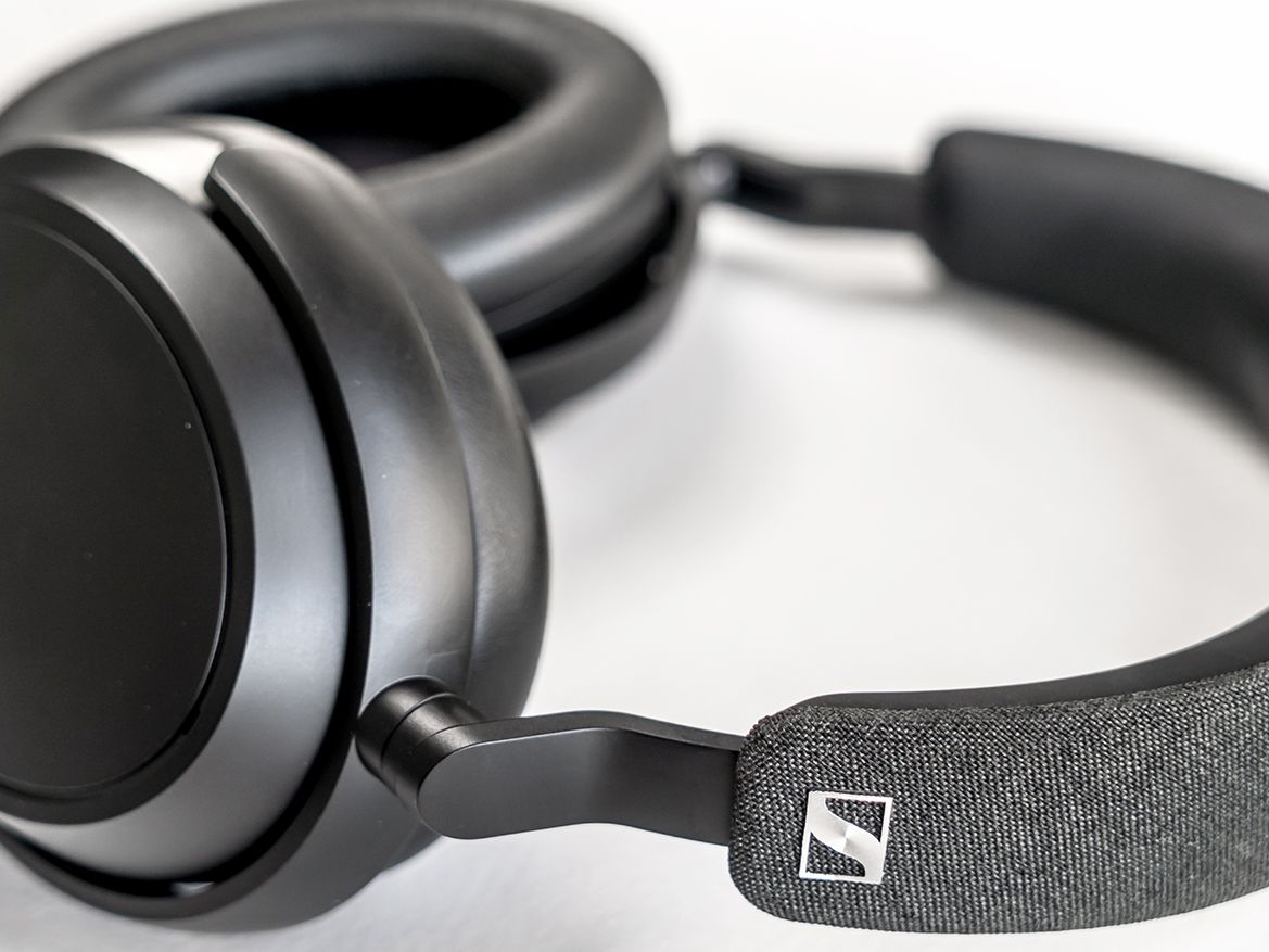 Sennheiser Momentum 4 Wireless review: Playing the right