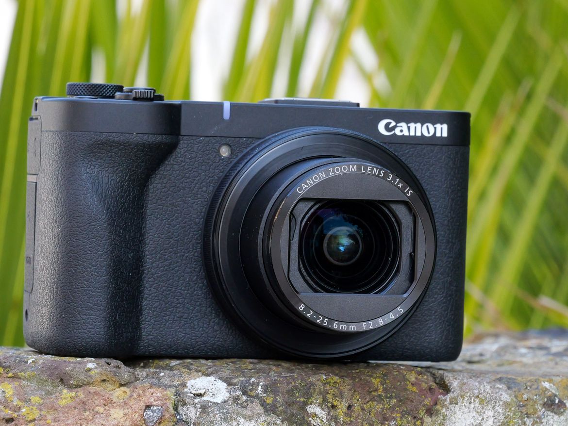 Canon PowerShot V1 review: Sony-beating vlogging skills