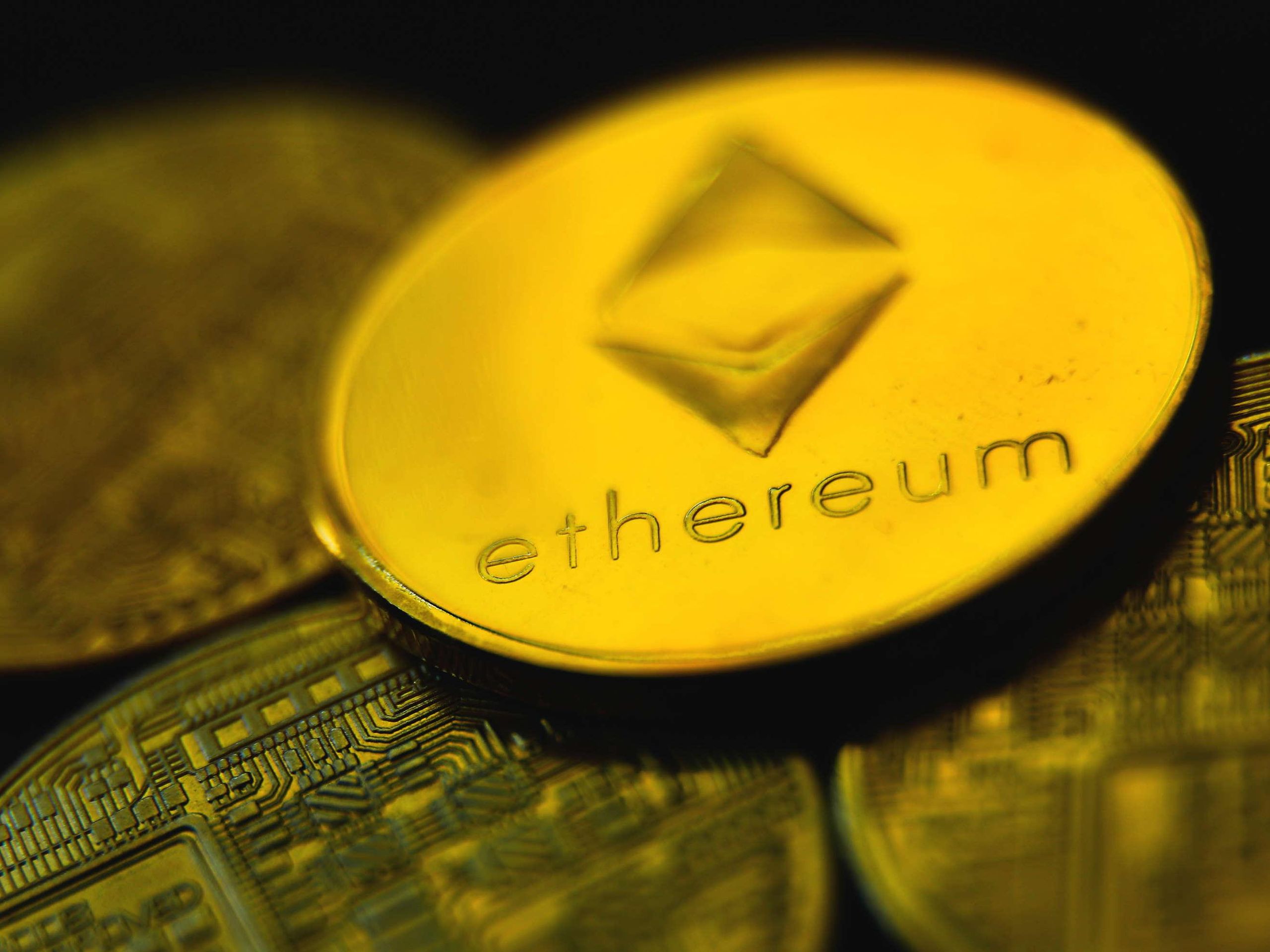 The GPU power going into the ethereum network has dropped by 19% in just  one month | PC Gamer