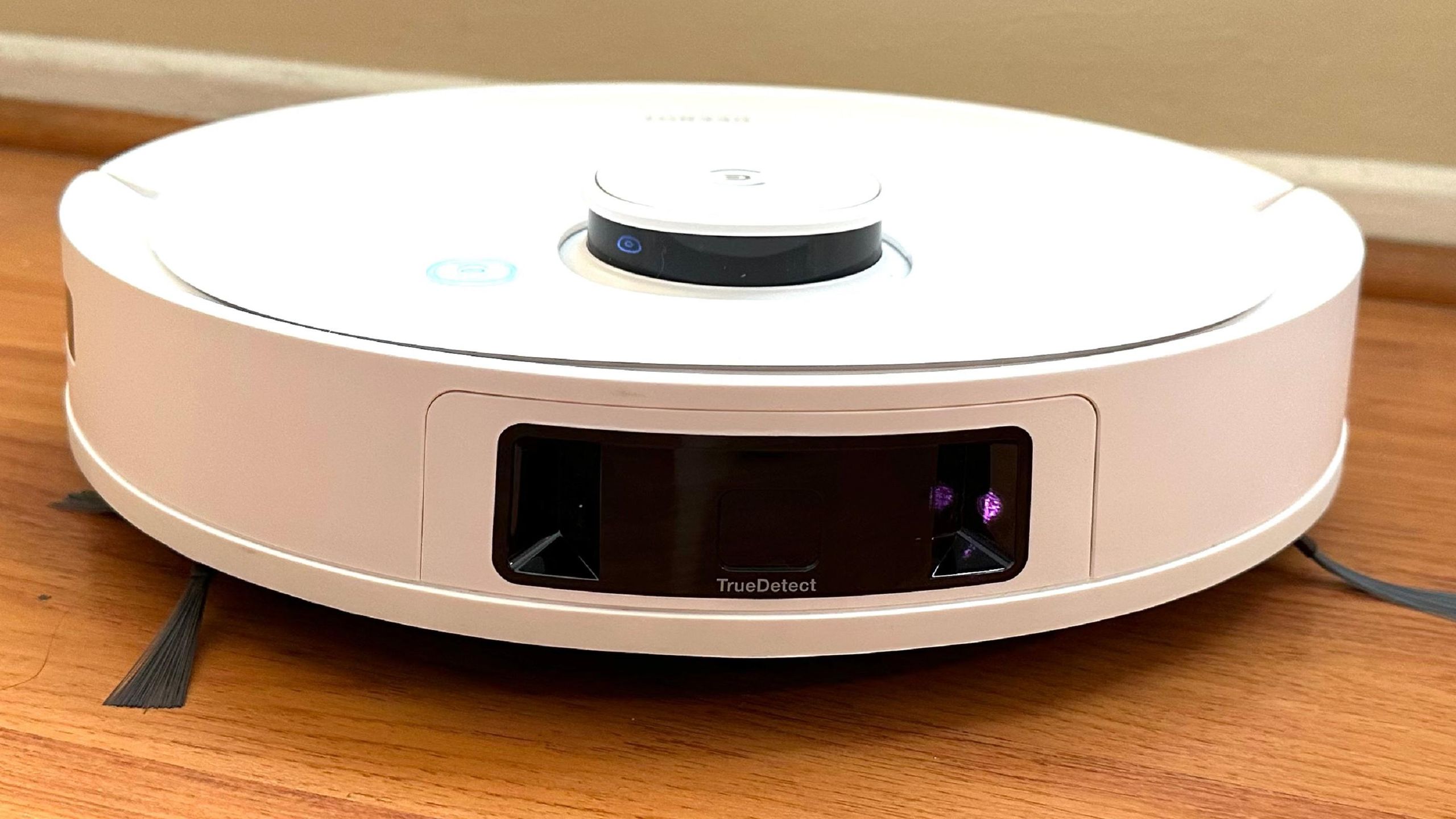 ECOVACS　DEEBOT T9＋ Amazon.com - ECOVACS DEEBOT T9+ Robot Vacuum and Mop Combo