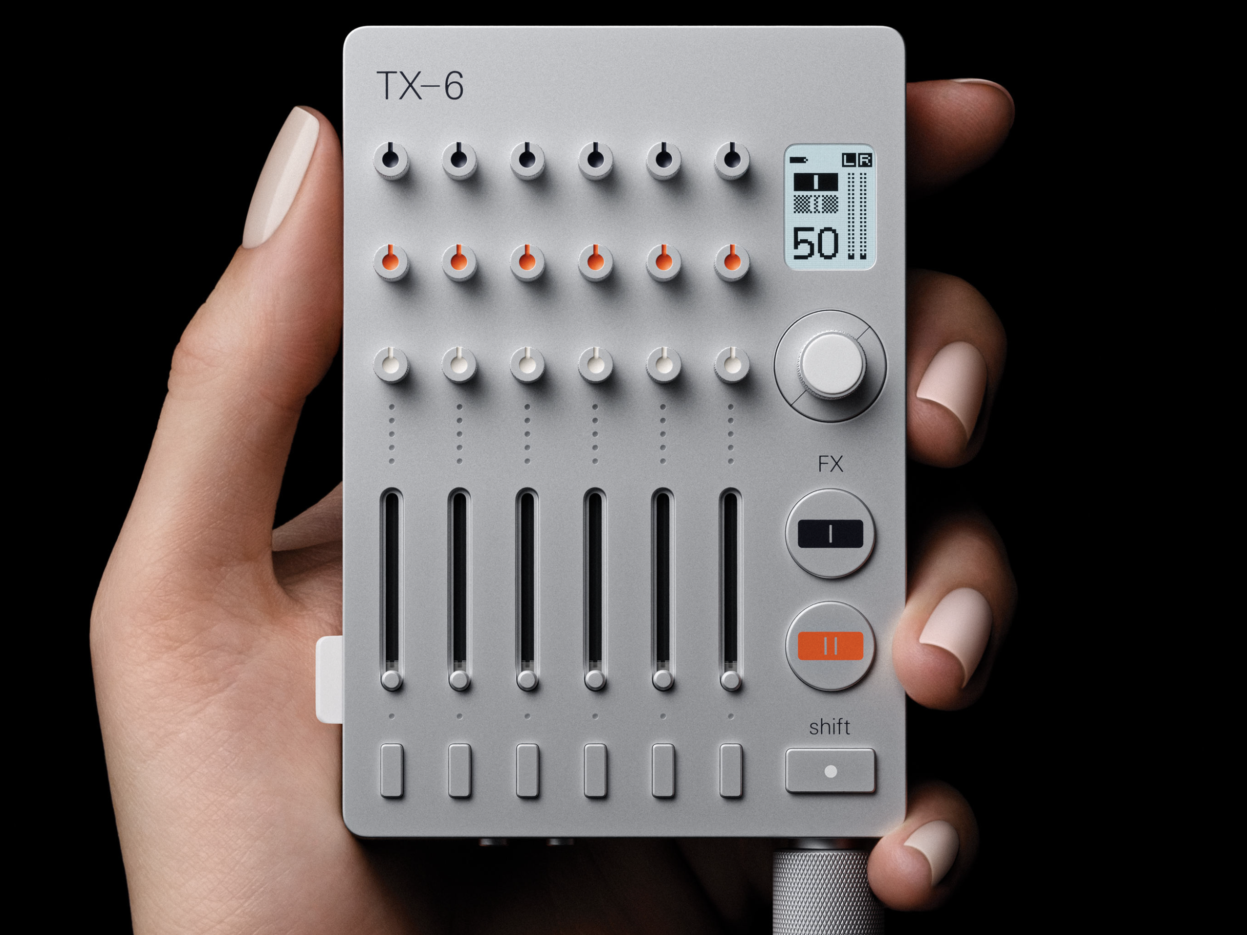 【タイムセール・新品同様】 Teenage Engineering TX-6 15bca49665f956835d19caa4506a4f