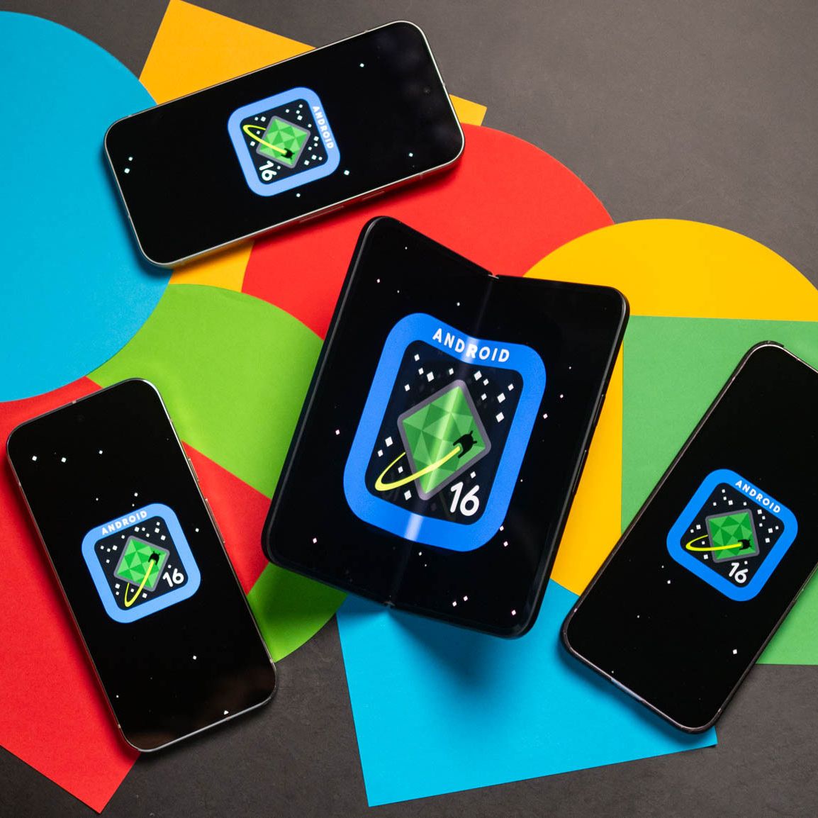 News Weekly: Android 16 finally arrives, Samsung teases its Galaxy