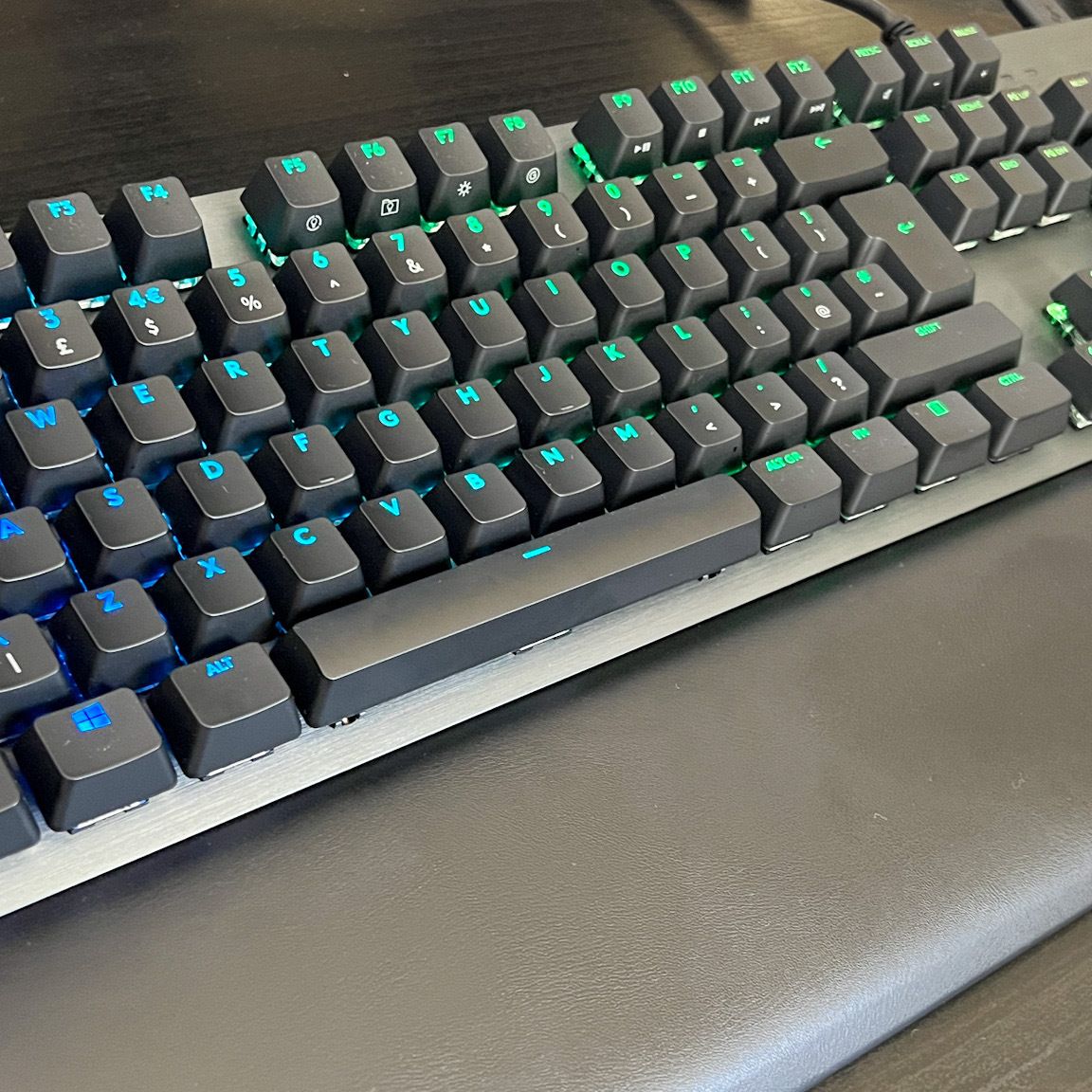 Logitech G513 Carbon review: 