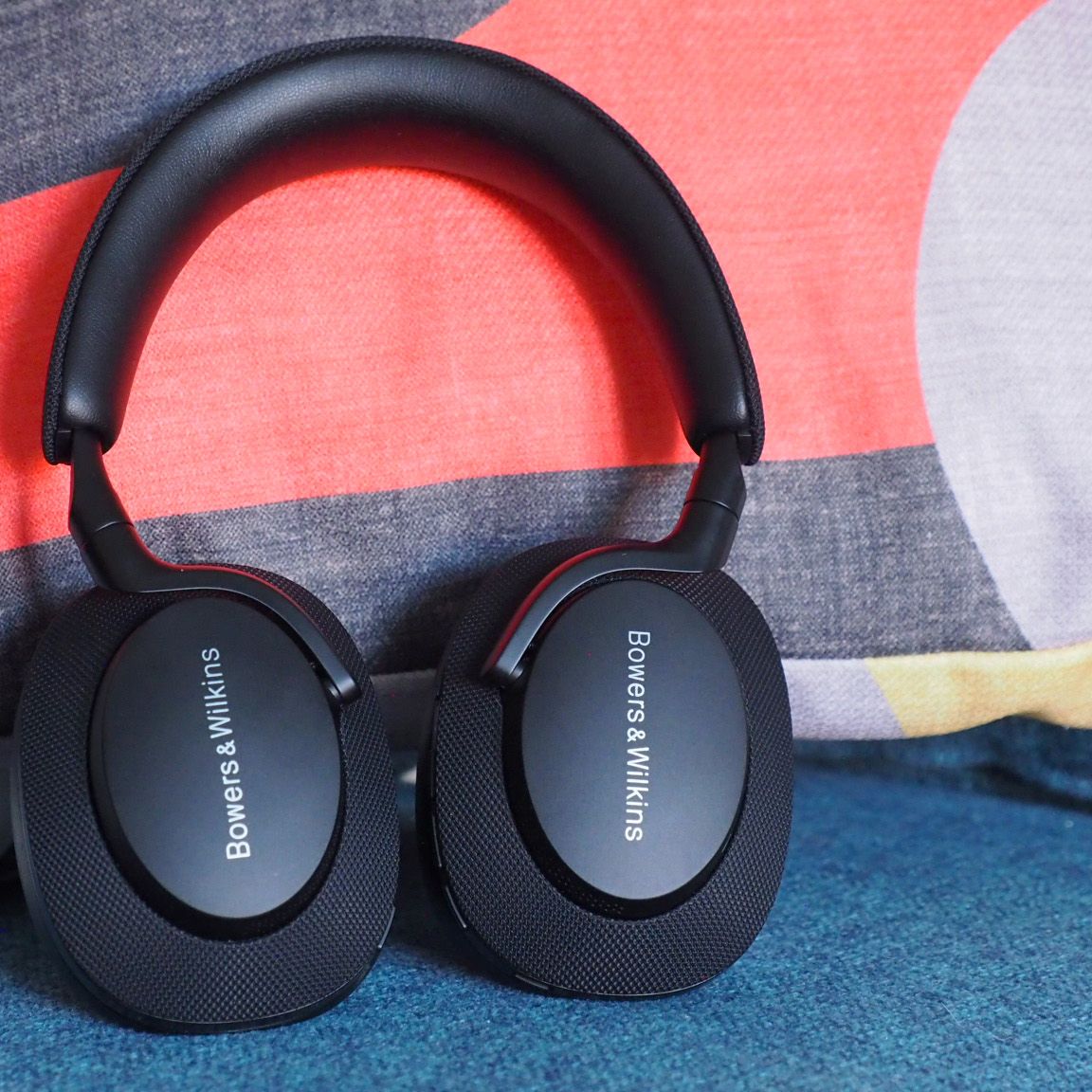Bowers & Wilkins Px7 S2e review: Lightning strikes twice | T3