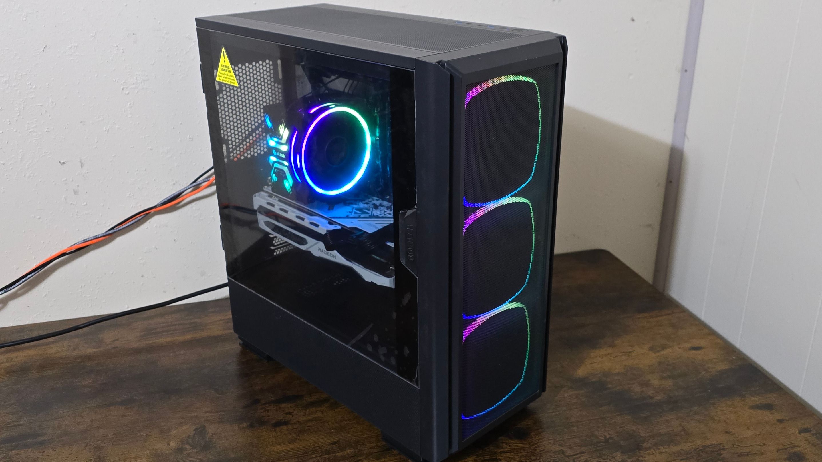 価格は安く Montech Sky just for design Hinged-door Review: Case GX Two PCケース(自作PC用)