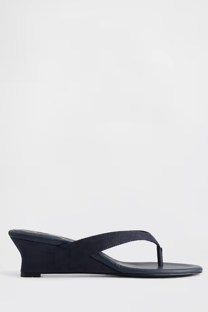 Gap, Vegan Leather Wedge Thong Sandals