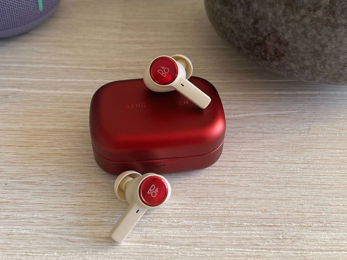 【欠け有】Bang & Olufsen Beoplay EX Lunar Red 欠け有】Bang & Olufsen Beoplay EX Lunar Red Beoplay EX