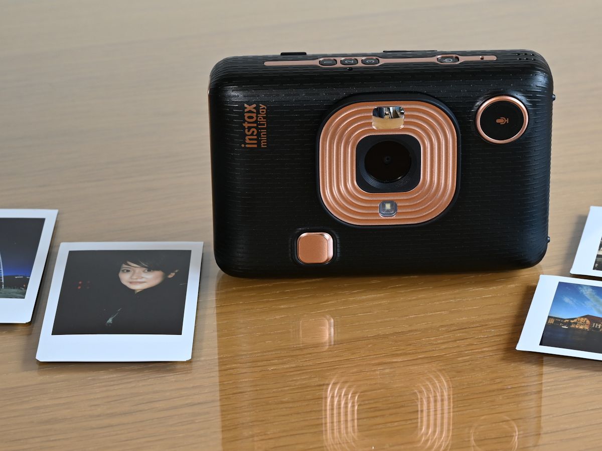 Fujifilm instax mini LiPlay review | Digital Camera World Fujifilm instax mini LiPlay review | Digital Camera World