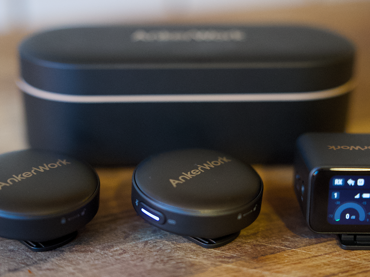 AnkerWork M650 review: a complete wireless mic kit for content