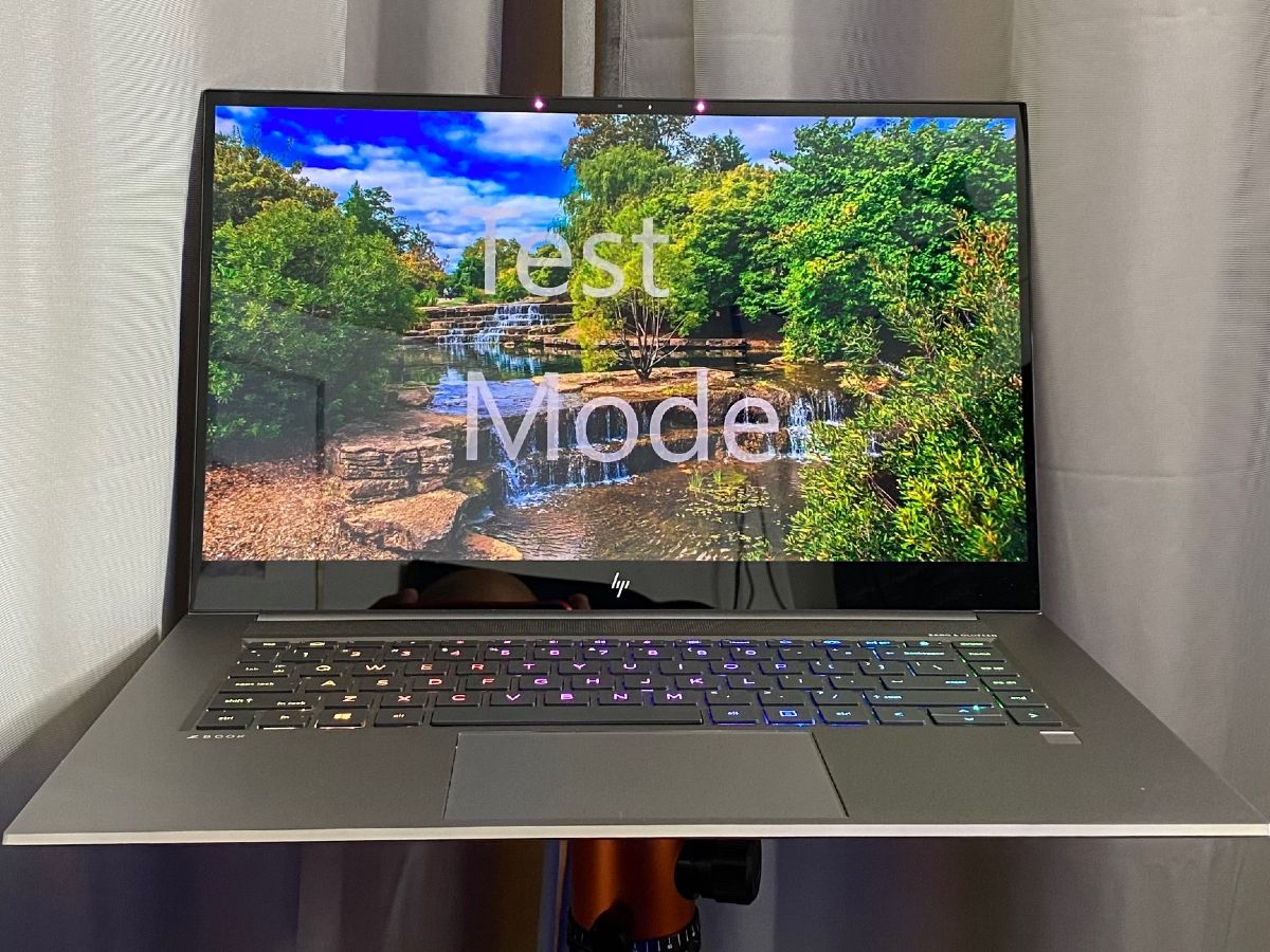 NguyenHuynh様　HP ZBook Studio G8 i7 Amazon.com: HP ZBook Studio G8 15.6