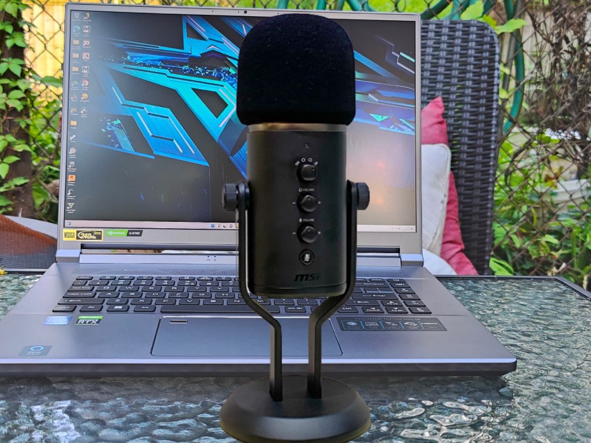 MSI GV60 Streaming USB mic review | Laptop Mag