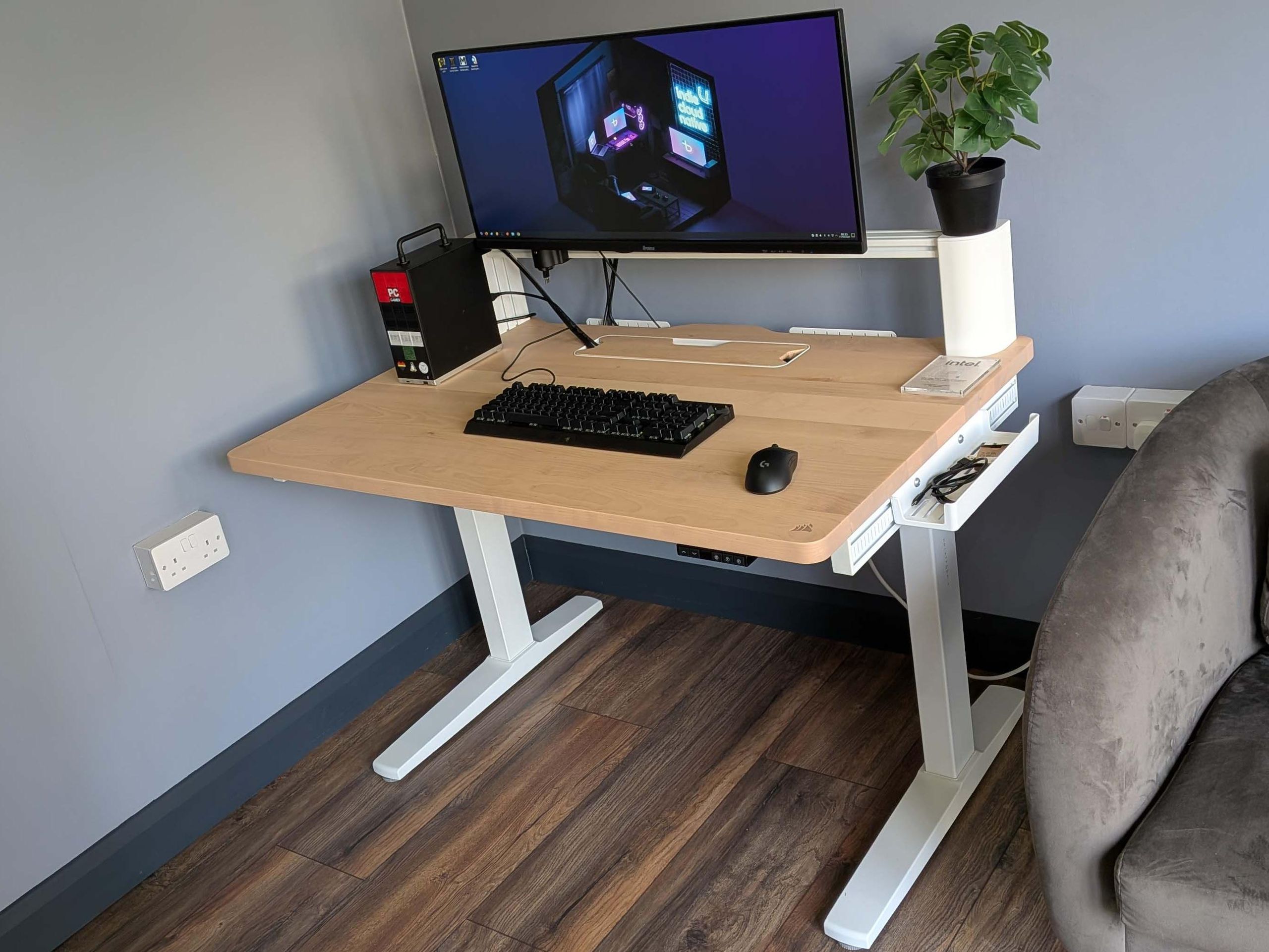 Corsair Platform:4 gaming desk review | PC Gamer