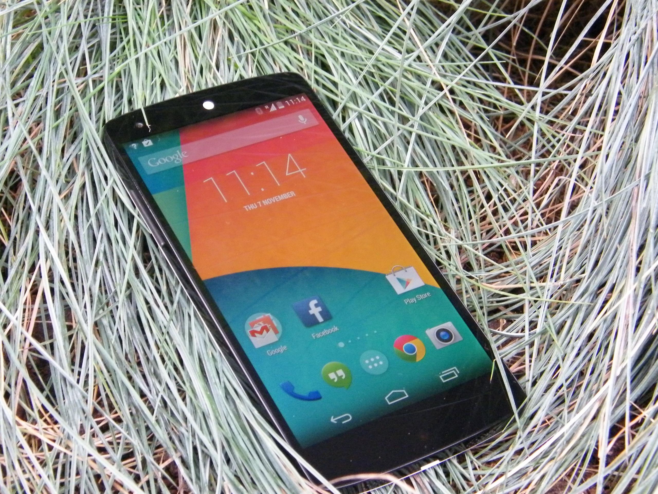 Google Nexus 5 本体 57a15a142254b6ce58c0c6d54b7aa9