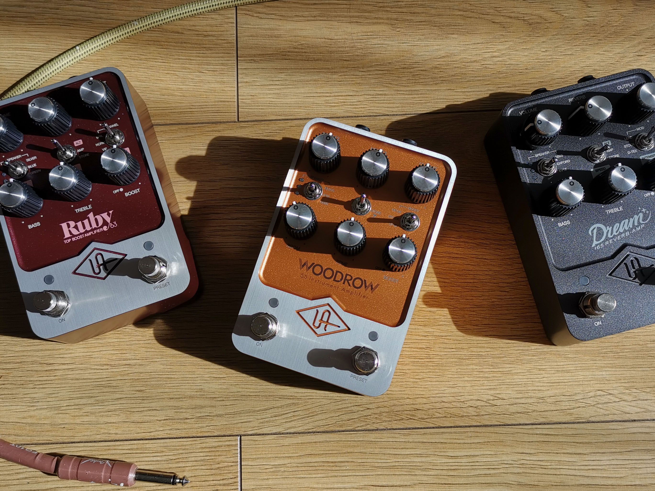 【Universal Audio / UAFX】 Ruby Universal Audio UAFX Ruby 63 Top Boost Amplifier |** Studio