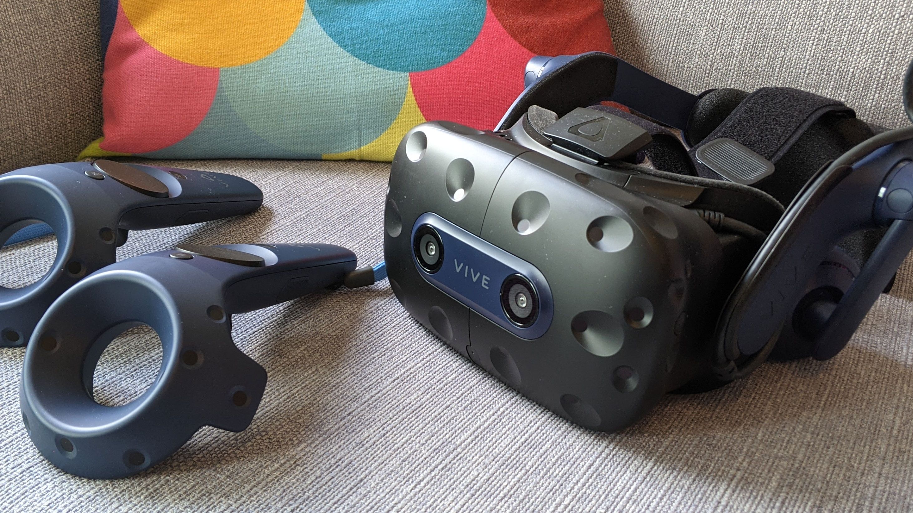 その他 HTC VIVE PRO 2 Amazon.com: HTC Vive Pro 2 Headset Only : Video Games
